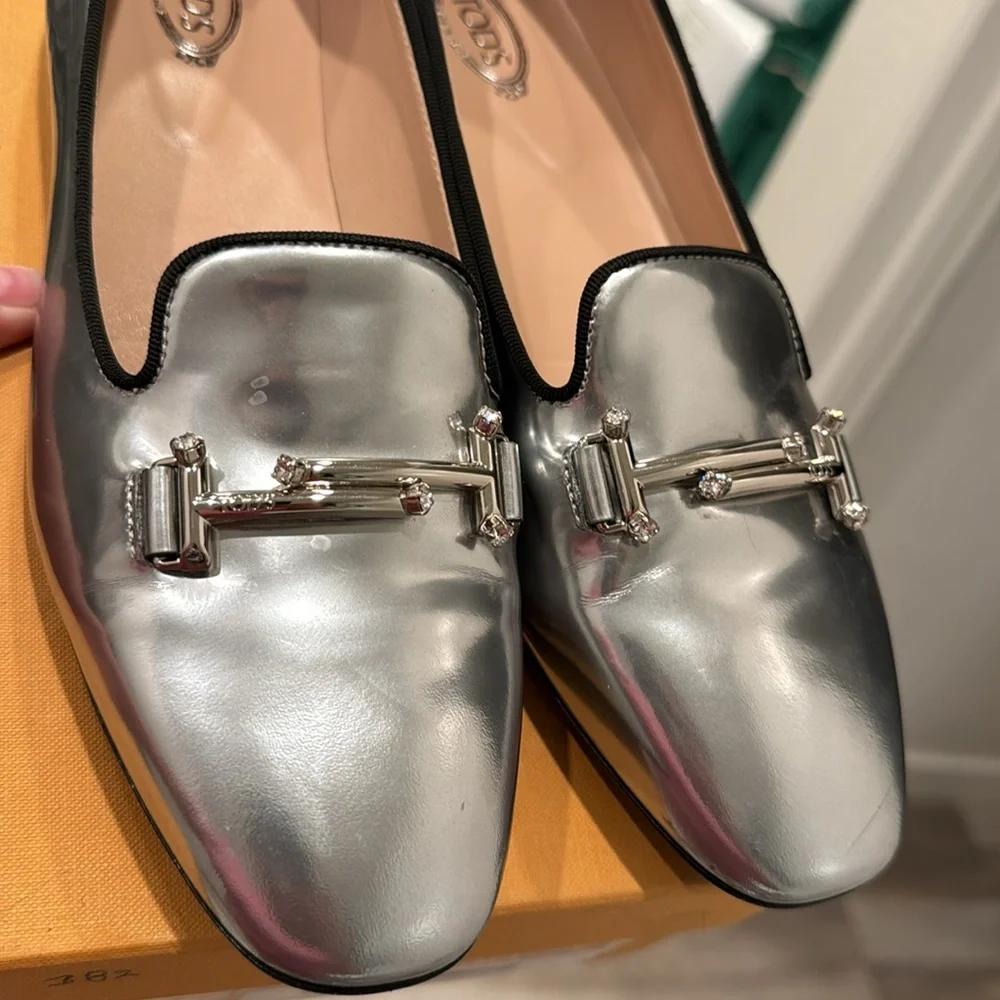 - Tod`s Silver Leather Loafers size 40, Like New, box and dust bag included